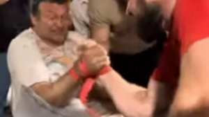 Vitaly Laletin vs Devon Larat #armwrestling #devonlarrat.mp4