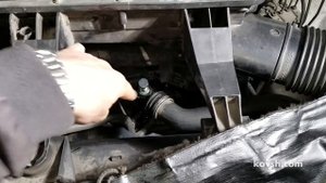 Вручную управляем термостатом чтобы промыть систему охлаждения дизеля, Sprinter 313CDI 2.1d OM651