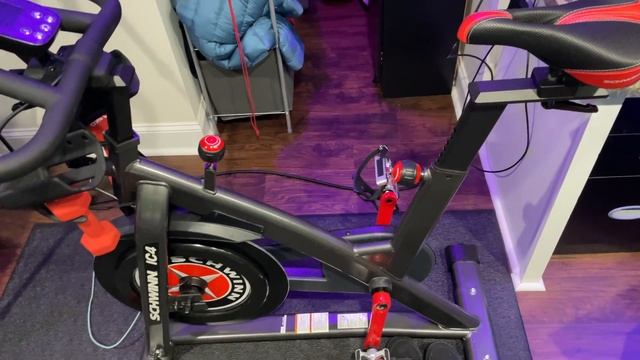 Schwinn IC4 Review After Riding Since July, 2020 смотреть онлайн