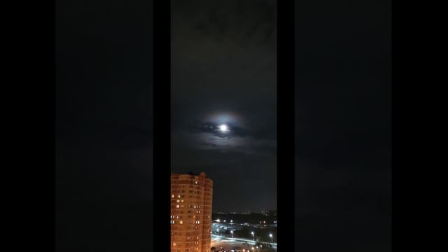Лунная ночь, полнолуние. Moonlit night, full moon. #луннаяночь #луна #полнолуние #яркосветитлуна
