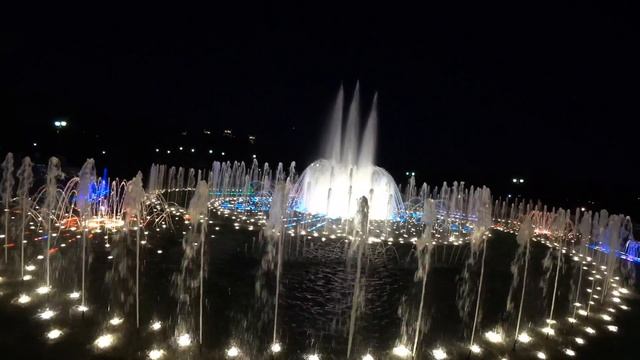 Светомузыкальный фонтан в Царицыно