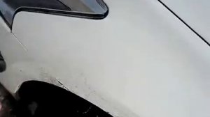 как самому помыть машину щеткой