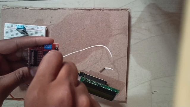 Temperature based fan speed controller using arduino UNO tamil #arduino #arduinoproject