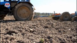 Культиватор предпосевной КБМ-7,2П Ярославич. Предпосевная обработка почвы. Культивация весенняя.