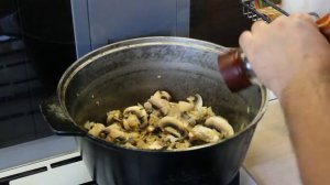 Грибной суп со сливками.