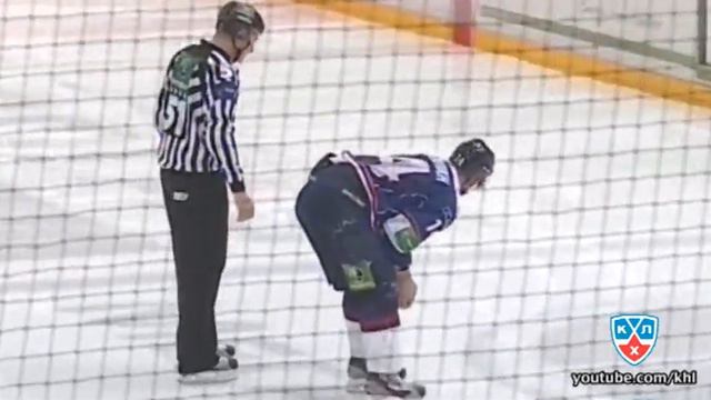 Бой КХЛ: Маленьких VS Тимкин / KHL Fight: Malenkikh VS Timkin смотреть онлайн