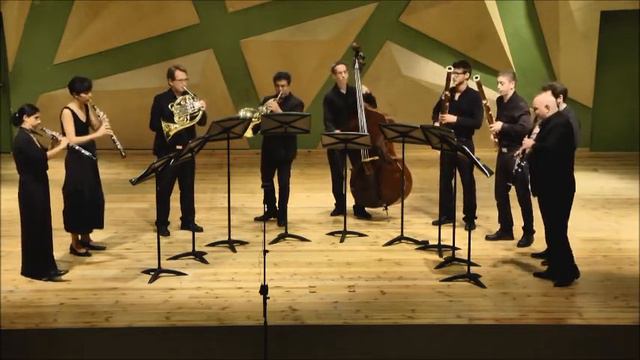 Mozart Serenade Kv Deest смотреть онлайн