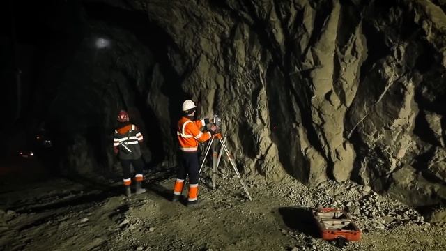 Крупнейшее месторождение серебра в России смотреть онлайн