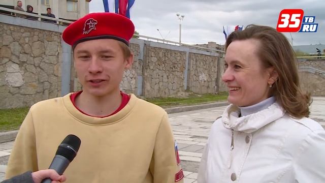 «Соколы России» показали в Череповце авиашоу и пригласили служить по контракту смотреть онлайн