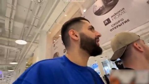 РАВШАН ЗАКУПАЕТСЯ ПЕРЕД ВЫЕЗДОМ ИЗ МОСКВЫ! УГАР В ТЦ! РАВШАН ИРЛ УГАР