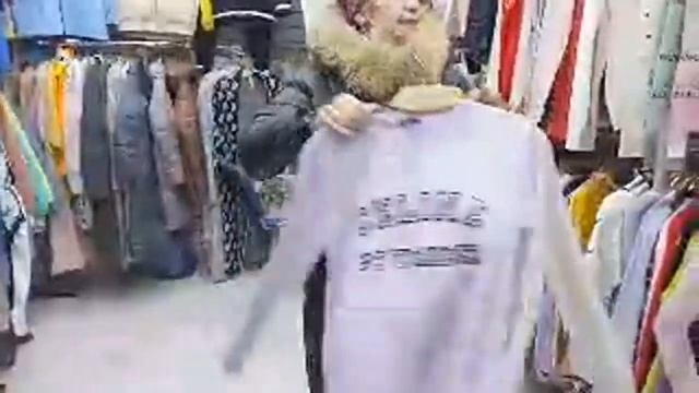 РАСПРОДАЖА У ЗАУРА смотреть онлайн