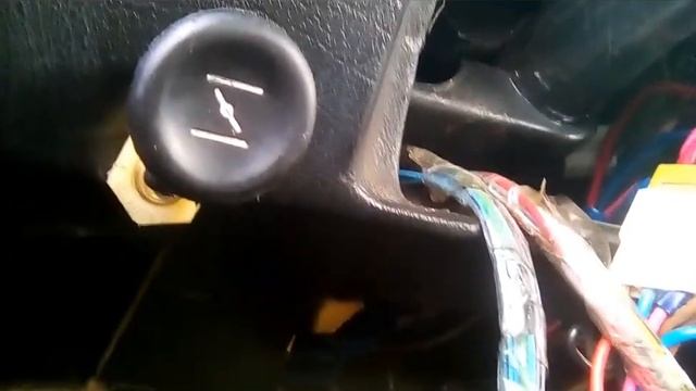 Руль рывками. Замена подшипников рулевого вала ВАЗ 2105/07 без снятия бинокля. смотреть онлайн