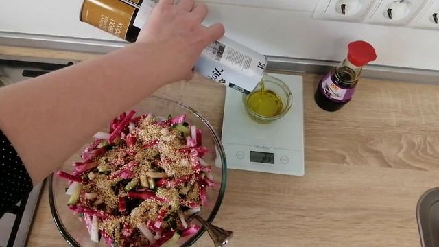 Салат для ЛЕНТЯЕВ! Если и делать салат диабетику, то только такой! Простота и восторг! смотреть онлайн