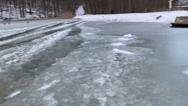 Skipping The Snowmobile On The Pond смотреть онлайн
