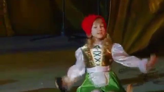 Красная шапочка - солисты ДМЦ Волшебный микрофон