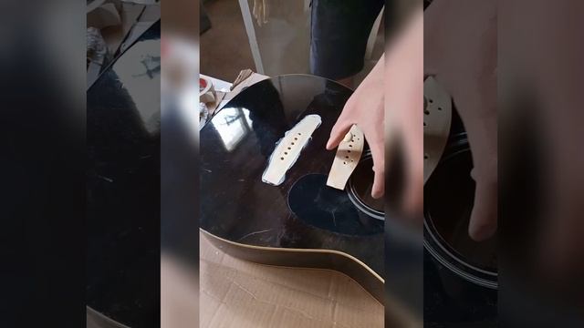 Ремонт гитары. Переклейка бриджа