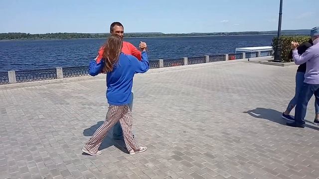 Танго Бриз смотреть онлайн