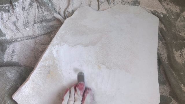 Чистка глыбы мела