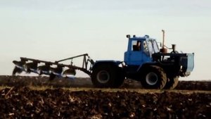 T-150 plowing /// Трактор ХТЗ Т-150К вспашка