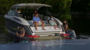 Купить каютный катер Cobalt A36