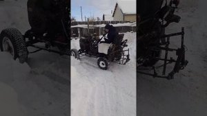 трактор с двигателем уд2 м1 с 2 карбюраторами испытания ....