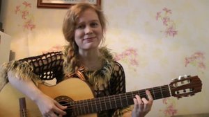 Анна Руссия - В землянке ("Бьётся в тесной печурке огонь...")