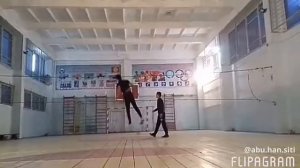 Пол потолок волейбол