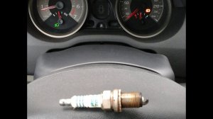 Замена свечей на Renault Megane II. Симптом - рывки при разгоне