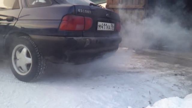 Раскоксовка двигателя Ford Escort mk6,средством LAVR (часть2) смотреть онлайн