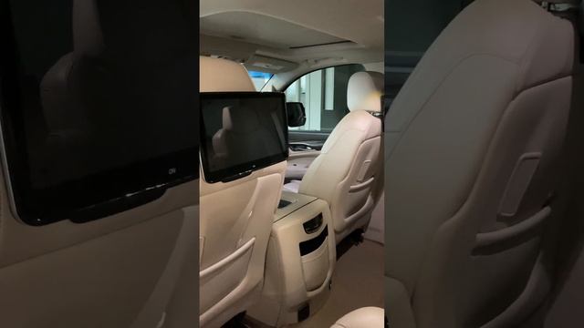 БЕСПРОВОДНЫЕ планшеты для задних пассажиров! Cadillac Escalade.