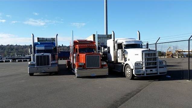 Дальнобой Америка. Обзор тяжеловесов. 2009 Kenworth w900. 2010 Peterbilt 389. 2005 Kenworth w900 смотреть онлайн