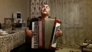 Насрула Расулов"Вабабай йокьулей"Мошная Аварская песня на гармошке🪗