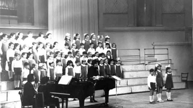 Бойко "Ласточка", стихи В. Викторова. Солистки - Лена Чаброва, Аня Рахмаджан смотреть онлайн