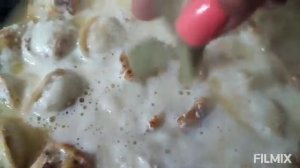 пельмени жареные на сковородке со сметаной и сыром это очень очень вкусно