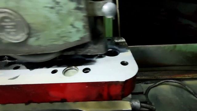 Шлифовка ГБЦ МТЗ автомобиля Бычок на плоскошлифовальном станке 3Г71М. смотреть онлайн