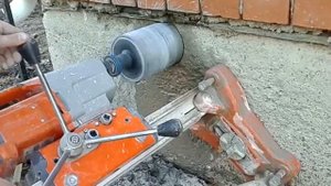 Алмазное сверление (бурение) отверстий в фундаментных блоках