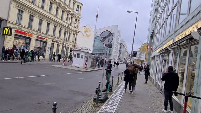?♂️ Checkpoint Charlie. Berlin. Germany. КПП Чарли. Берлин. Германия.