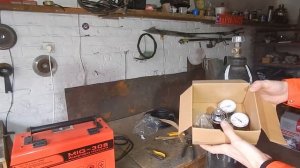 Купил сварочный полуавтомат EDON MIG 308. Сварка полуавтоматом настройка, подключение для чайников.