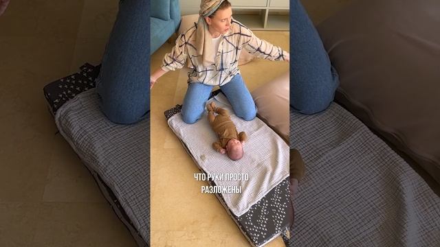 Простая проверка развития малыша #развитиеребенка #новорожденный #материнство #ребенок #малыш смотреть онлайн