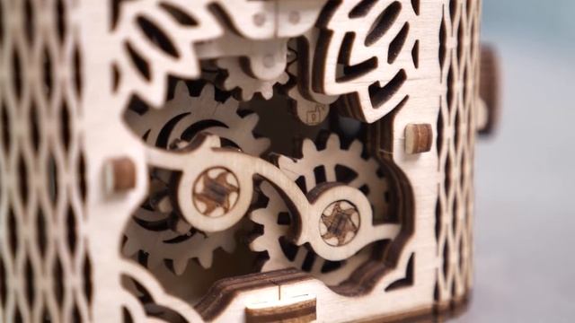 Шкатулка "Таинственный музыкальный цветок" от Wood Trick смотреть онлайн