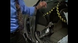 2000 Nissan maxima crash test
