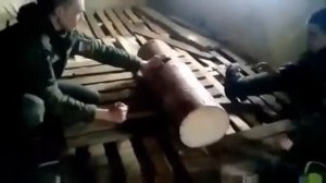 Военная ручная пила с бензиновым двигателем