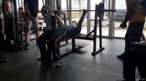 русский жим лежа 55кг на 93 повтора