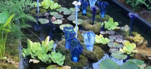 ВИНТАЖНЫЕ ПРЕДМЕТЫ В ЛАНДШАФТНОМ  ДИЗАЙНЕ 
НА ВДНХ В МОСКВЕ