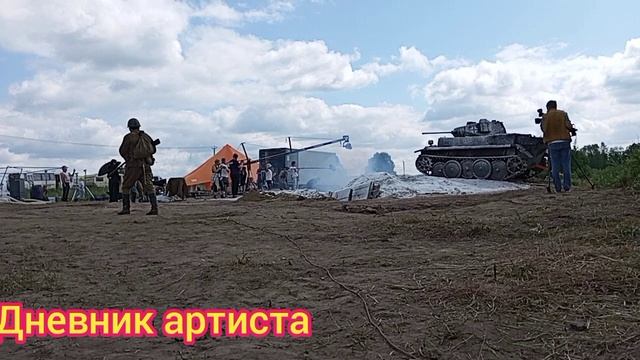Съёмки в кино или жизнь артистов за кадром.