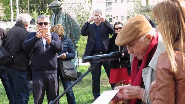 Boris Pahor ob odkritju njegovega spomenika v Ljubljani смотреть онлайн