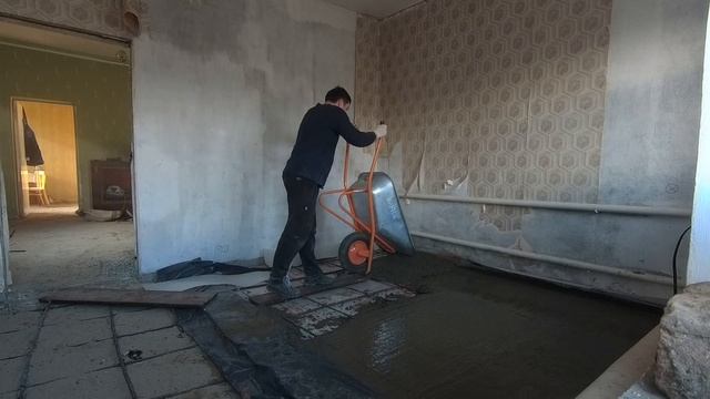ПЕРЕЕЗД В ДЕРЕВНЮ \ ПОЛЫ ПО ГРУНТУ ОТ А ДО Я #купилдомвдеревне #переездвдеревню #полыпогрунту