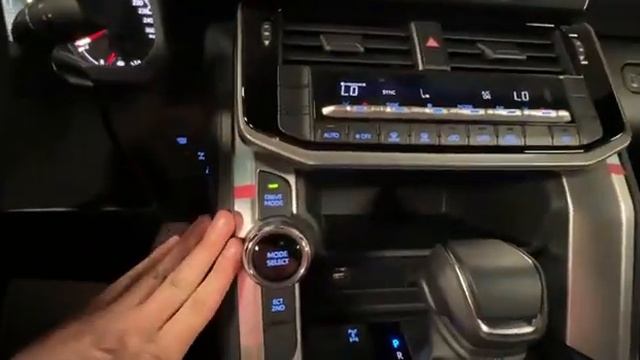 Тойота Ленд Крузер 300 2023 г.в. 34 л. 300 Л.С. ДИЗЕЛЬ 5 мест Цена 88 млн.