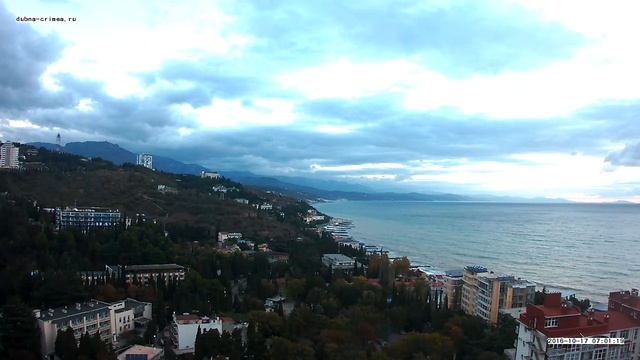 Вебкамера "Дубна". Запись 17.10.2016 07:00:39 смотреть онлайн