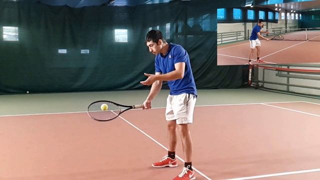 Serve (подача) в большом теннисе / подводящее упражнение - подача сбоку